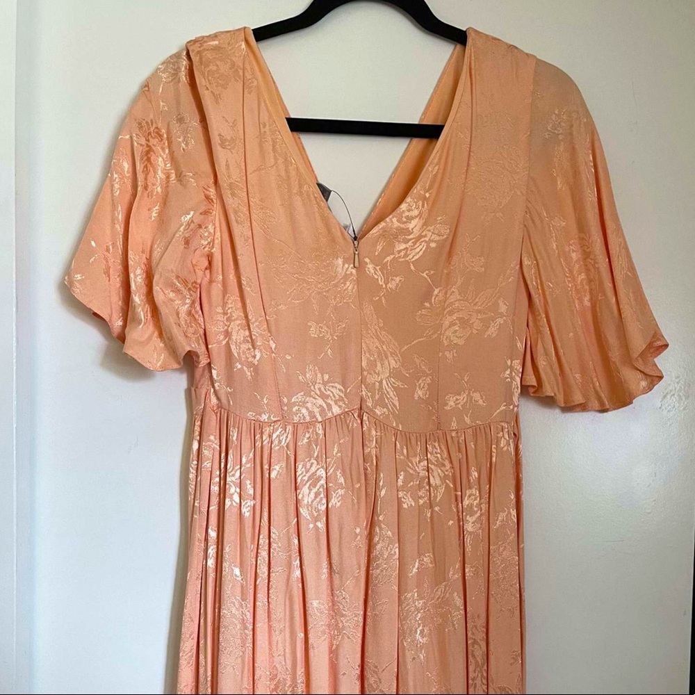 NEW!! ASOS PEACH FLUTTER SLEEVE MATERNITY DRESS